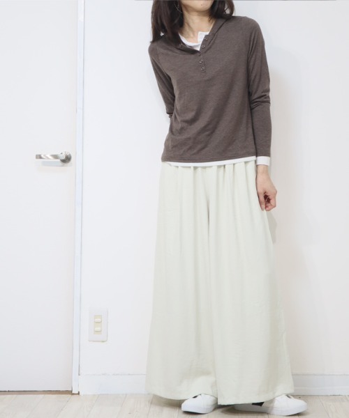 DISKEEN SURE(ディスキーンシュアー)の「スカート級の贅沢フレア!スカーチョ見えワイドパンツ(その他パンツ・レディース・ホワイト/ブラック/ネイビー/ブラウン・FREE)」の20枚目の写真