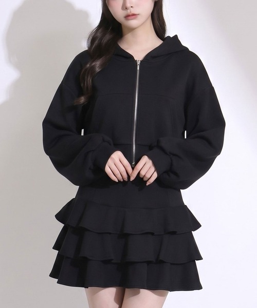 夢展望（ユメテンボウ）の「バックリボンスウェットパーカー＆ティアードミニスカートセットアップ【大きいサイズあり】（セットアップ・レディース・グレー/アイボリー/ブラック・M-L/L～LL/LL～3L）」の2枚目の写真