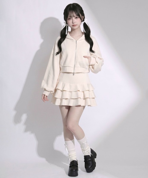 夢展望（ユメテンボウ）の「バックリボンスウェットパーカー＆ティアードミニスカートセットアップ【大きいサイズあり】（セットアップ・レディース・グレー/アイボリー/ブラック・M-L/L～LL/LL～3L）」の10枚目の写真