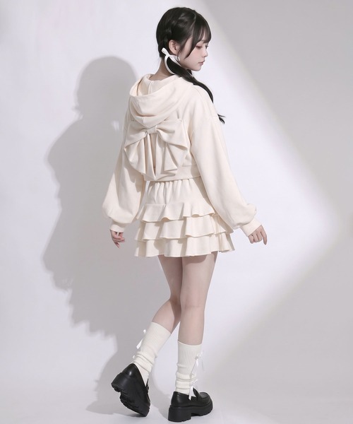 夢展望（ユメテンボウ）の「バックリボンスウェットパーカー＆ティアードミニスカートセットアップ【大きいサイズあり】（セットアップ・レディース・グレー/アイボリー/ブラック・M-L/L～LL/LL～3L）」の9枚目の写真