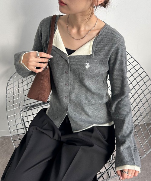 U.S. POLO ASSN.（ユーエスポロアッスン）の「【U.S. POLO ASSN./ユーエスポロアッスン】別注 ロゴ刺繍 コントラストカラー レイヤード ニット カーディガン（カーディガン/ボレロ・レディース・グレー/ブラウン/チャコールグレー/ネイビー・FREE）」の10枚目の写真