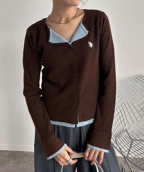U.S. POLO ASSN.（ユーエスポロアッスン）の「【U.S. POLO ASSN./ユーエスポロアッスン】別注 ロゴ刺繍 コントラストカラー レイヤード ニット カーディガン（カーディガン/ボレロ・レディース・グレー/ブラウン/チャコールグレー/ネイビー・FREE）」の16枚目の写真
