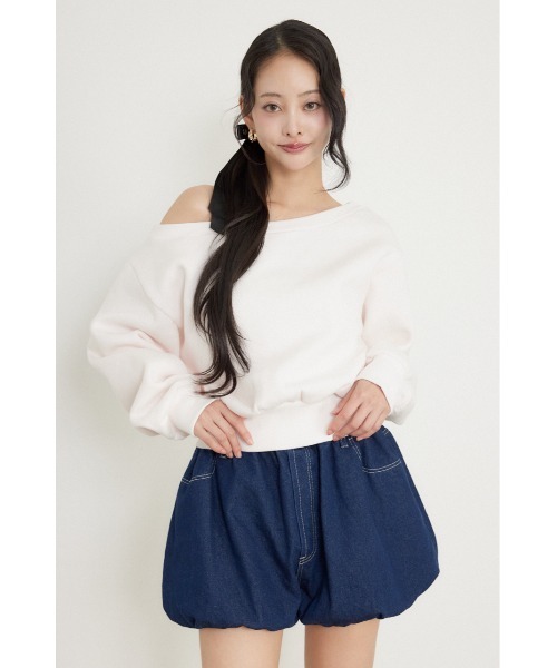 rienda(リエンダ)の「ワンショルダーボリュームスウェットトップス 秋服 冬服(スウェット・レディース・グレー/ライトピンク/ブラウン・FREE)」の3枚目の写真