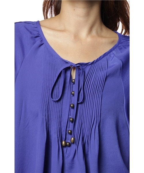 Tiara（ティアラ）の「ラグランピンタックブラウス（シャツ/ブラウス・レディース・アイボリー/ライトブラウン/モカ/ブルー・ﾌﾘ-）」の7枚目の写真