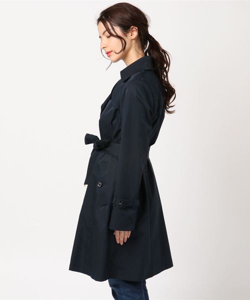 BLUE LABEL CRESTBRIDGE(ブルーレーベルクレストブリッジ)の「ドレッシーギャバジン ドレスコート(トレンチコート・レディース・ダークネイビー/ベージュ/ベージュ系その他・36/38)」の4枚目の写真