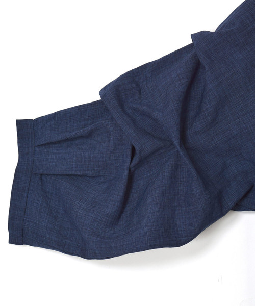 w closet(ダブルクローゼット)の「Vネック袖タックブラウス(シャツ/ブラウス・レディース・ベージュ/ネイビー/ピンク・FREE)」の9枚目の写真