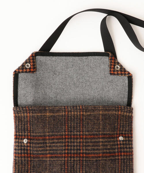 BEAUTY&YOUTH UNITED ARROWS（ビューティーアンドユースユナイテッドアローズ）の「BY チェック ショルダーバッグ ◆（ショルダーバッグ・メンズ・ブラック/ダークブラウン/ブラウン・FREE）」の11枚目の写真