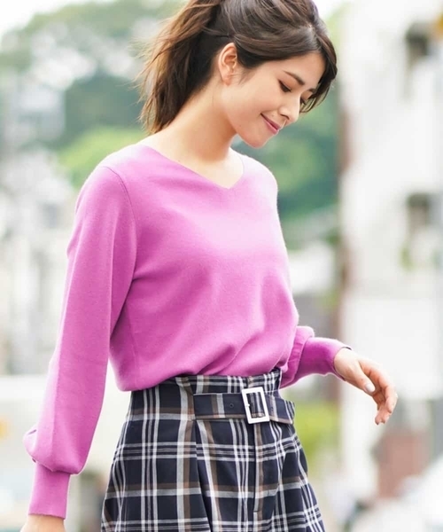 a.v.v（アーヴェヴェ）の「パフスリーブニット[WEB限定サイズ]（ニット/セーター・レディース・ブラック/グレー/パープル/イエロー/ライトピンク/レッド/ピンク/アイボリー/ライトグリーン・40/38/34/36/42）」の7枚目の写真