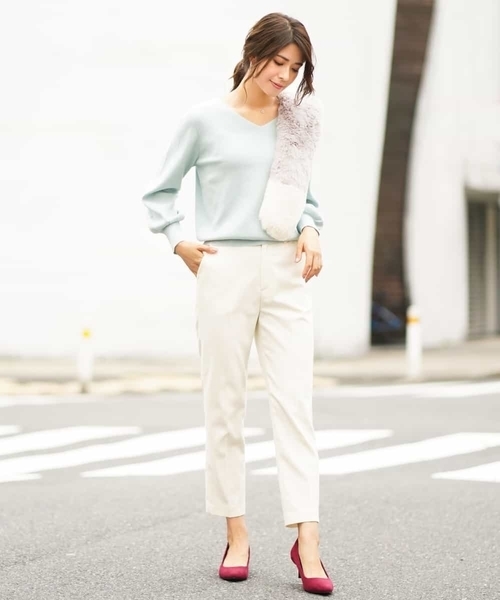 a.v.v（アーヴェヴェ）の「パフスリーブニット[WEB限定サイズ]（ニット/セーター・レディース・ブラック/グレー/パープル/イエロー/ライトピンク/レッド/ピンク/アイボリー/ライトグリーン・40/38/34/36/42）」の22枚目の写真