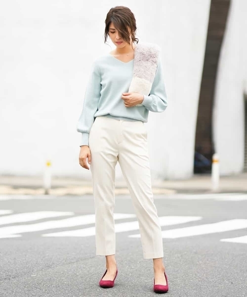 a.v.v（アーヴェヴェ）の「パフスリーブニット[WEB限定サイズ]（ニット/セーター・レディース・ブラック/グレー/パープル/イエロー/ライトピンク/レッド/ピンク/アイボリー/ライトグリーン・40/38/34/36/42）」の21枚目の写真