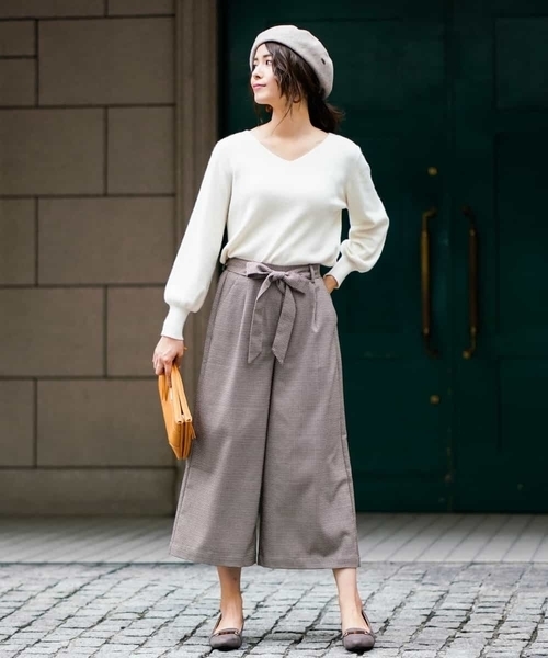 a.v.v（アーヴェヴェ）の「パフスリーブニット[WEB限定サイズ]（ニット/セーター・レディース・ブラック/グレー/パープル/イエロー/ライトピンク/レッド/ピンク/アイボリー/ライトグリーン・40/38/34/36/42）」の19枚目の写真