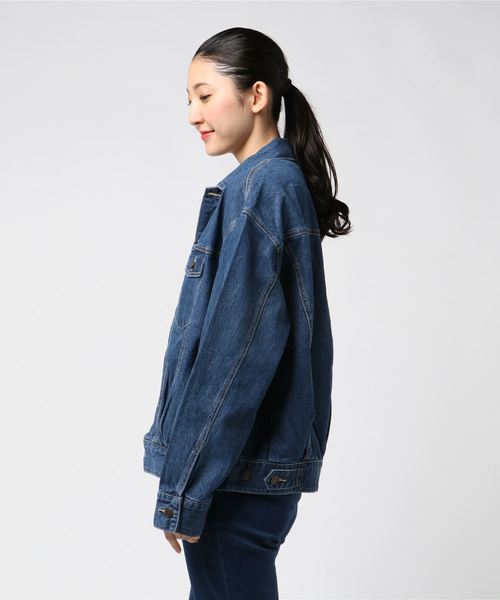 WEGO（ウィゴー）の「WEGO/デイリーボリュームタックGジャン（デニムジャケット・レディース・インディゴブルー・FREE）」の2枚目の写真