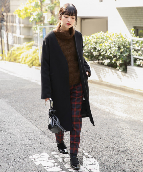 LOWRYS FARM(ローリーズファーム)の「フワカルアゼプルオーバー 802570(ニット/セーター・レディース・ブラウン/オフホワイト/ピンク/グレー・MEDIUM/LARGE)」の19枚目の写真