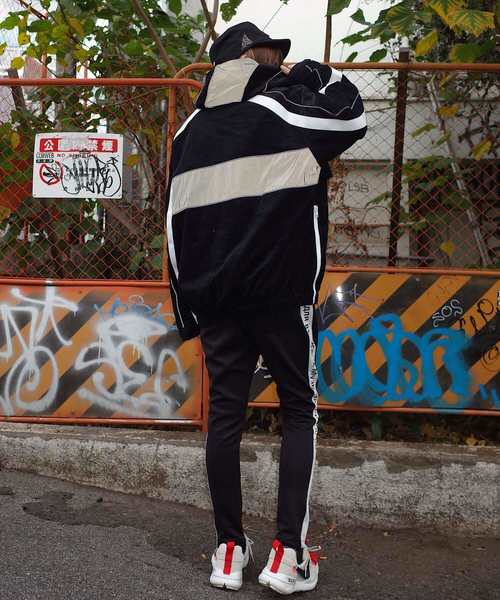 rovtski（ロフトスキー）の「【ビッグシルエット】MASZY CORDUROY ANORAK/コーデュロイアノラック（ブルゾン・レディース・ホワイト/ブラック・FREE）」の5枚目の写真