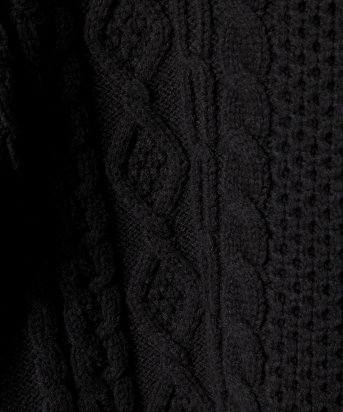 GLOBAL WORK（グローバルワーク）の「【キッズ】アラエルハイネックニットプルオーバー/821625（ニット/セーター・キッズ・ライトブルー/ブラック/ホワイト・XX-LARGE/X-LARGE/SMALL/LARGE/MEDIUM）」の6枚目の写真