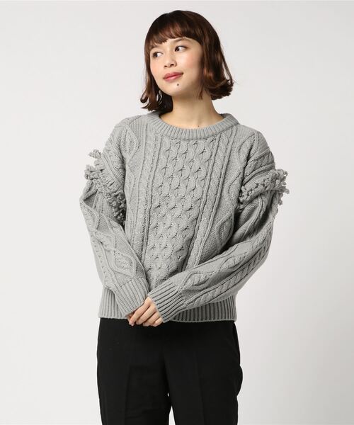 STYLEBLOCK（スタイルブロック）の「ケーブル編みフリンジニット（ニット/セーター・レディース・ホワイト/ベージュ/グレー/イエロー/ブラック・M）」の3枚目の写真