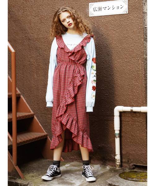 jouetie（ジュエティ）の「フリルキャミワンピース（ワンピース・レディース・レッド/イエロー/ブルー/ブラウン・MEDIUM）」の4枚目の写真