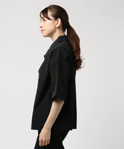 ARCHIVER(アーカイバ)の「【Ir】ナイロンストレッチ5分袖コーチジャケット(トレンチコート・レディース・ブラック/ベージュ/ネイビー/カーキ・MEDIUM/LARGE/X-LARGE)」の5枚目の写真