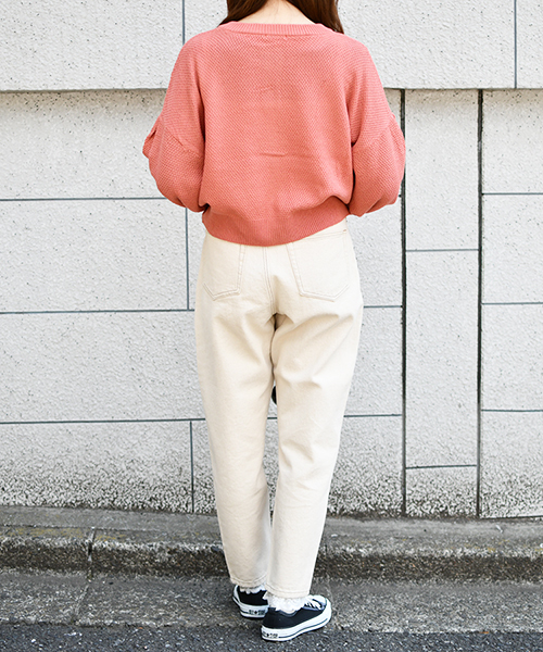 PairPair(ペアペア)の「ハイウエストテーパードデニム(デニムパンツ・レディース・オフホワイト/サックスブルー/ブラック・MEDIUM/SMALL/LARGE)」の10枚目の写真