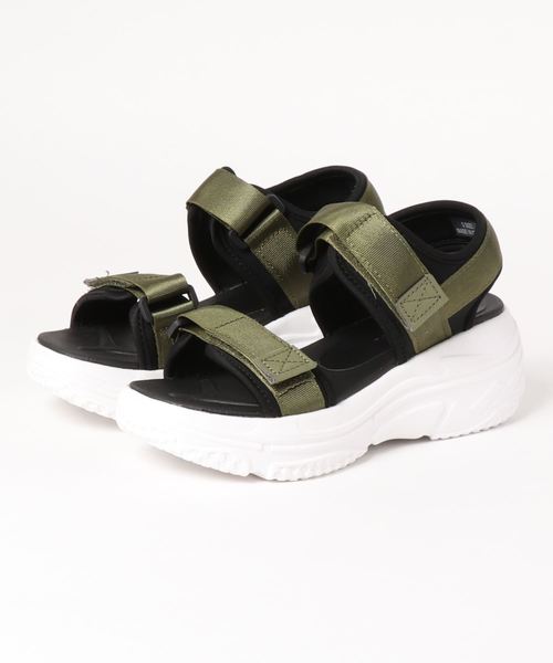 natural couture(ナチュラルクチュール)の「厚底スポーツサンダル(サンダル・レディース・ブラック/カーキ・SMALL/MEDIUM/LARGE)」の6枚目の写真