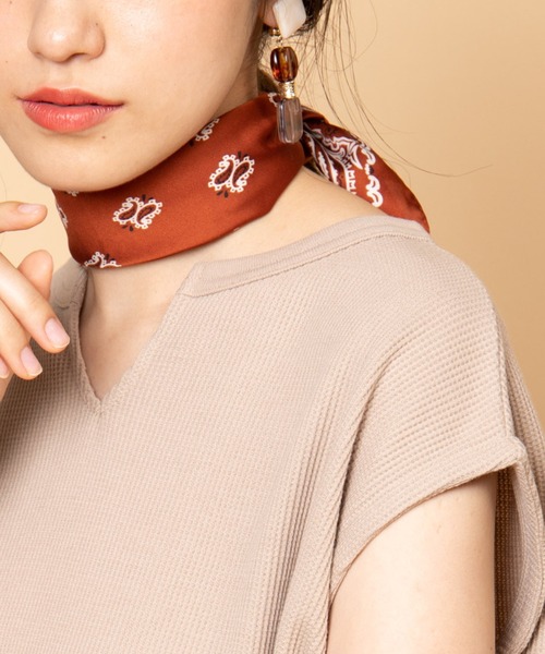 WEGO（ウィゴー）の「WEGO/スクエアスカーフ（バンダナ/スカーフ・レディース・その他1/その他2/その他3/その他4・FREE）」の4枚目の写真