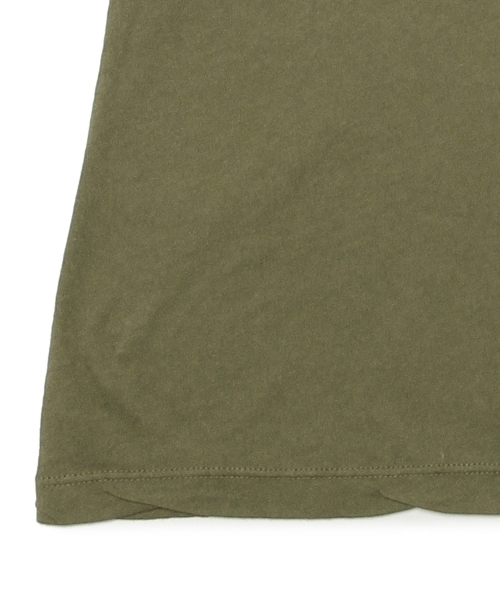 Ray BEAMS(レイビームス)の「Ray BEAMS LOS ANGELES / スクープネック Tシャツ(Tシャツ/カットソー・レディース・ホワイト/チャコールグレー/ブラック/ピンク/サックスブルー/ブルー系その他/オリーブ・1/2)」の22枚目の写真