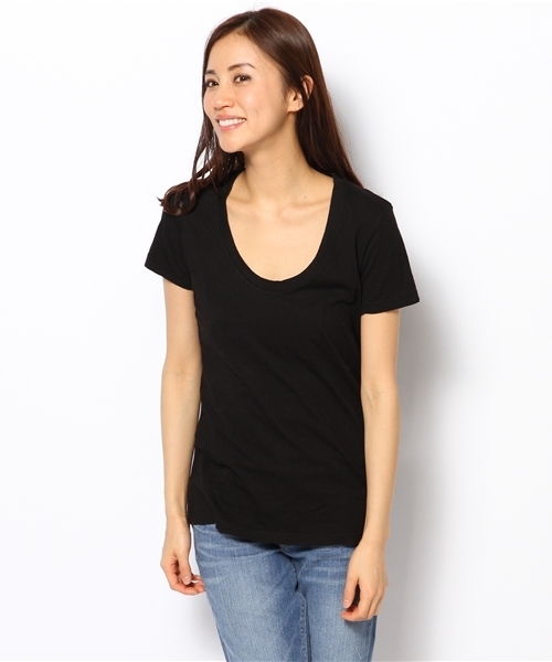 Ray BEAMS(レイビームス)の「Ray BEAMS LOS ANGELES / スクープネック Tシャツ(Tシャツ/カットソー・レディース・ホワイト/チャコールグレー/ブラック/ピンク/サックスブルー/ブルー系その他/オリーブ・1/2)」の3枚目の写真