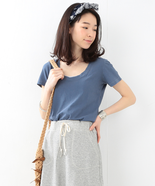 Ray BEAMS(レイビームス)の「Ray BEAMS LOS ANGELES / スクープネック Tシャツ(Tシャツ/カットソー・レディース・ホワイト/チャコールグレー/ブラック/ピンク/サックスブルー/ブルー系その他/オリーブ・1/2)」の9枚目の写真