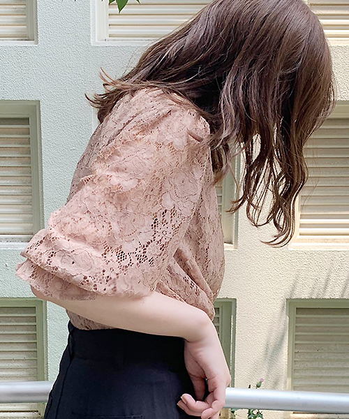 apres jour(アプレジュール)の「レースハイネックトップス【ZOZOTOWN限定アイテム】(シャツ/ブラウス・レディース・ブラック/ベージュ/オフホワイト/モカ・フリー)」の6枚目の写真