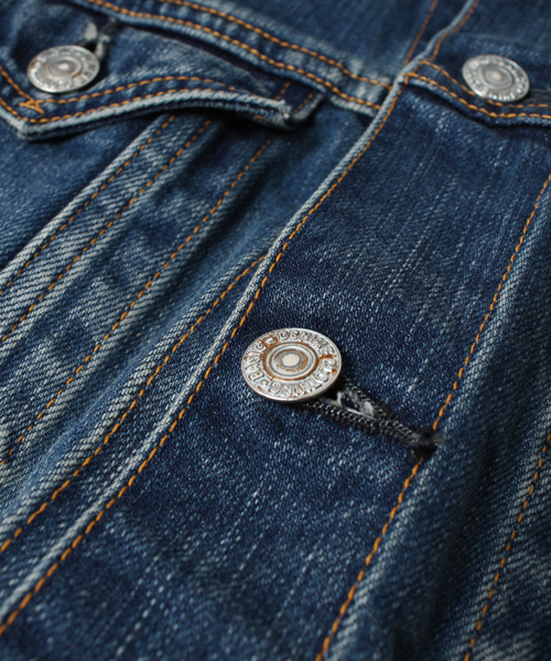 Denime（ドゥニーム）の「【MadeInJapan】PENCIL DENIM JKT USED mod/ストレッチデニムジャケット（デニムジャケット・メンズ・インディゴブルー・LARGE/SMALL/MEDIUM/X-LARGE）」の12枚目の写真