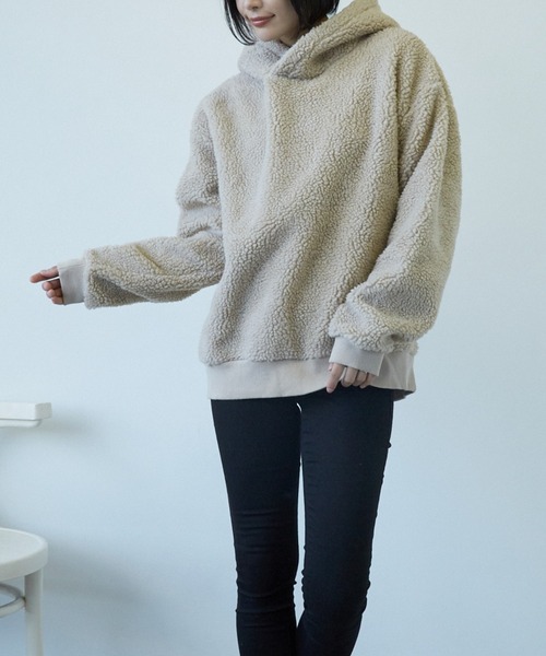 TONE SELECT WEAR(トーンセレクトウェア)の「BOA BIGプルパーカー(BL)(パーカー・レディース・ホワイト/ブラック/ベージュ/その他1/その他2/キャメル/ダークグリーン/ライトパープル/カーキ・MEDIUM/LARGE)」の4枚目の写真