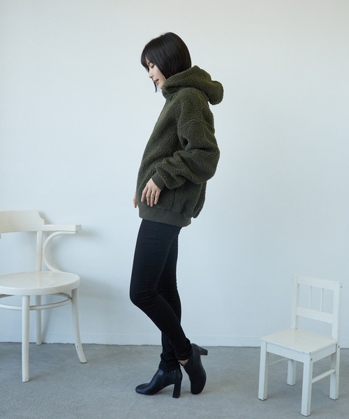 TONE SELECT WEAR(トーンセレクトウェア)の「BOA BIGプルパーカー(BL)(パーカー・レディース・ホワイト/ブラック/ベージュ/その他1/その他2/キャメル/ダークグリーン/ライトパープル/カーキ・MEDIUM/LARGE)」の16枚目の写真