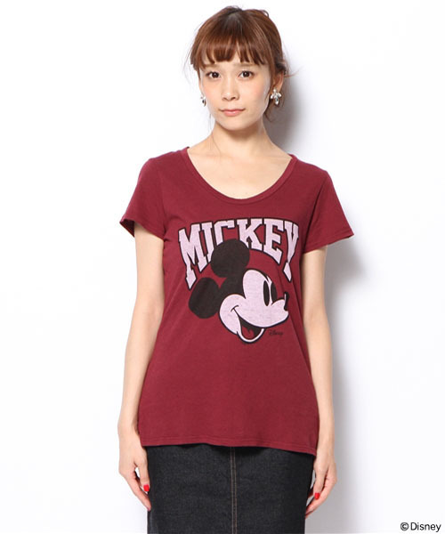 B:MING by BEAMS（ビーミングバイビームス）の「JUNK FOOD / ”mickey mouse” ディズニー Tシャツ（Tシャツ/カットソー・レディース・レッド系その他・SMALL/MEDIUM）」の4枚目の写真
