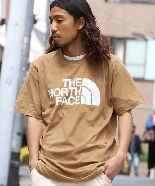 THE NORTH FACE(ザノースフェイス)の「THE NORTH FACE/ザ・ノースフェイス Classic Logo Print SS Tシャツ(Tシャツ/カットソー・メンズ・ホワイト/ブラック/パープル/レッド/グレー/イエロー/ブラウン/チャコール/オフホワイト・M/L/XL/XXL/S)」の6枚目の写真