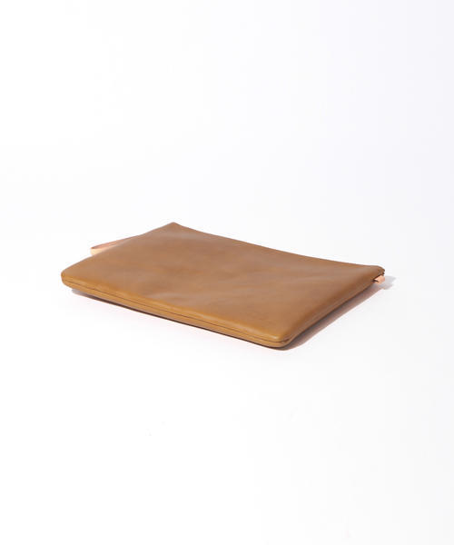 B:MING by BEAMS（ビーミングバイビームス）の「buddy / Fang leather clutch（クラッチバッグ・メンズ・グレー/ブラウン系その他/ネイビー/ホワイト/ブラック・ONE SIZE）」の6枚目の写真