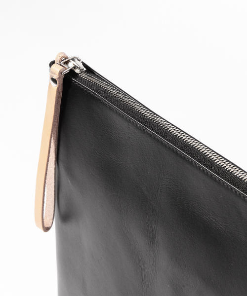 B:MING by BEAMS（ビーミングバイビームス）の「buddy / Fang leather clutch（クラッチバッグ・メンズ・グレー/ブラウン系その他/ネイビー/ホワイト/ブラック・ONE SIZE）」の13枚目の写真