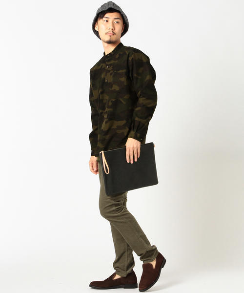 B:MING by BEAMS（ビーミングバイビームス）の「buddy / Fang leather clutch（クラッチバッグ・メンズ・グレー/ブラウン系その他/ネイビー/ホワイト/ブラック・ONE SIZE）」の8枚目の写真