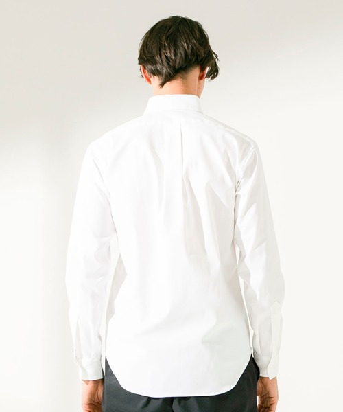 UNITED TOKYO（ユナイテッドトウキョウ）の「シャークスキンボタンダウンロングスリーブシャツ（シャツ/ブラウス・メンズ・オフホワイト/ベージュ/ネイビー/グリーン・1/2/3）」の9枚目の写真