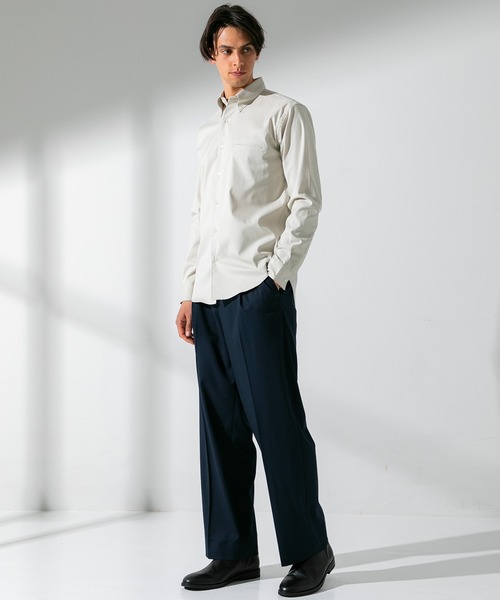 UNITED TOKYO（ユナイテッドトウキョウ）の「シャークスキンボタンダウンロングスリーブシャツ（シャツ/ブラウス・メンズ・オフホワイト/ベージュ/ネイビー/グリーン・1/2/3）」の11枚目の写真