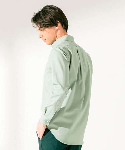 UNITED TOKYO（ユナイテッドトウキョウ）の「シャークスキンボタンダウンロングスリーブシャツ（シャツ/ブラウス・メンズ・オフホワイト/ベージュ/ネイビー/グリーン・1/2/3）」の16枚目の写真