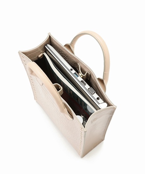 Casselini（キャセリーニ）の「Casselini（キャセリーニ）型押しクロコトート（トートバッグ・レディース・ベージュ/ブラック/ミント/ボルドー・FREE）」の19枚目の写真