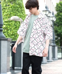 オプティカル総柄オーバーサイズシャツ