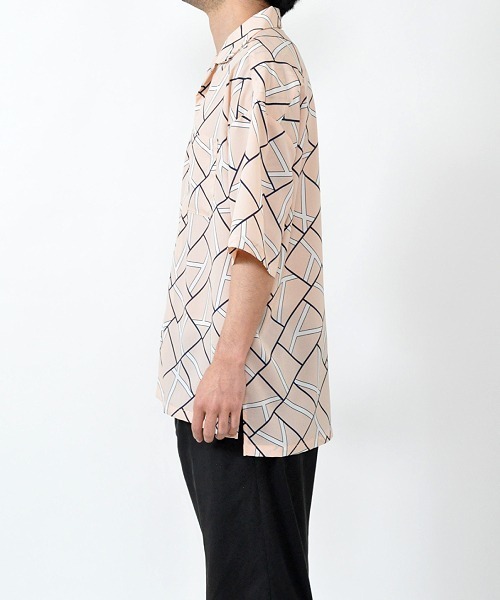UP START（アップスタート）の「オプティカル総柄オーバーサイズシャツ（シャツ/ブラウス・メンズ・ホワイト系その他/ブラック系その他/ピンク系その他・MEDIUM/LARGE）」の5枚目の写真