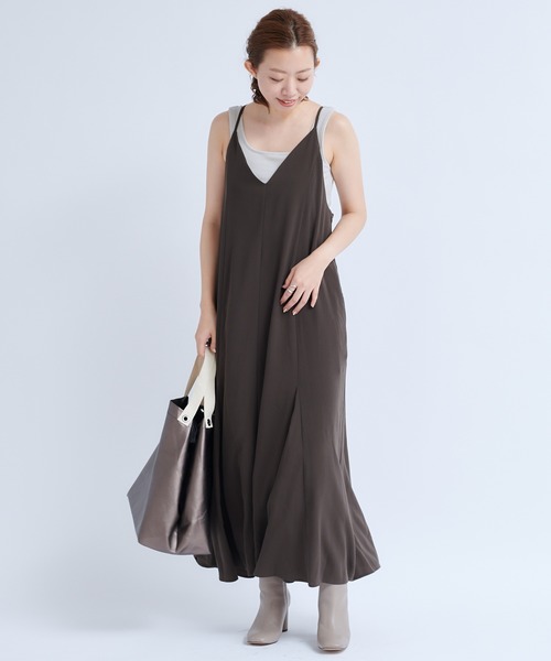 DouDou（ドゥドゥ）の「フレアキャミワンピースAW（ワンピース・レディース・ダークブラウン/カーキ・FREE）」の11枚目の写真