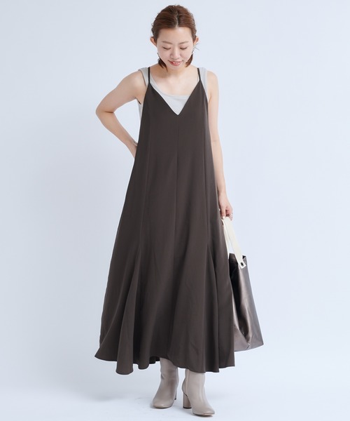 DouDou（ドゥドゥ）の「フレアキャミワンピースAW（ワンピース・レディース・ダークブラウン/カーキ・FREE）」の12枚目の写真