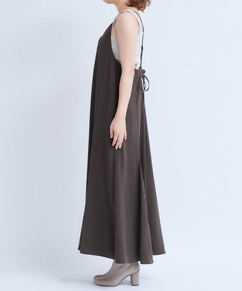 DouDou（ドゥドゥ）の「フレアキャミワンピースAW（ワンピース・レディース・ダークブラウン/カーキ・FREE）」の17枚目の写真