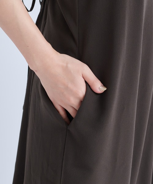 DouDou（ドゥドゥ）の「フレアキャミワンピースAW（ワンピース・レディース・ダークブラウン/カーキ・FREE）」の21枚目の写真