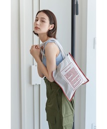 THEATRE PRODUCTS（シアタープロダクツ）の「マニフェストスクエアバッグ（トートバッグ）」