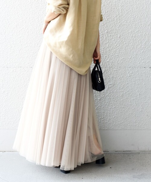 SHIPS（シップス）の「*ZOZO限定* 〈手洗い可能〉チュール エアリー ロングスカート◇（スカート・レディース・ライトグレー/ライトブルー/ベージュ/ネイビー/ダークグレー/ブラウン/オリーブ/ワインレッド/ブラック/パープル・SMALL/MEDIUM）」の15枚目の写真