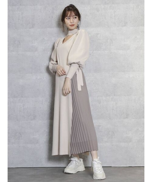 dazzlin（ダズリン）の「ショルダーポイントコンビワンピース（ワンピース・レディース・ベージュ/ブラウン/グレー・FREE）」の14枚目の写真